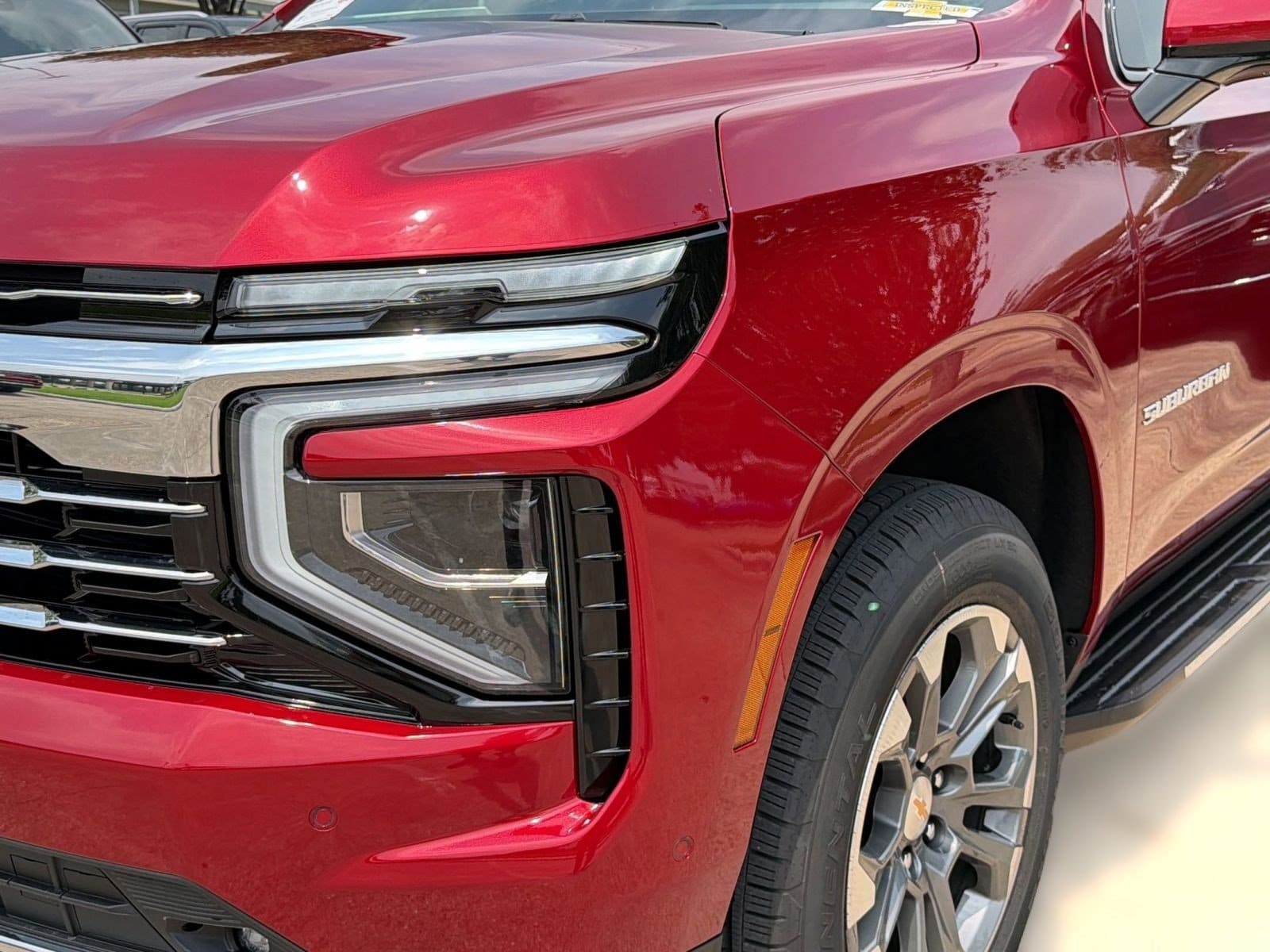 2026 Chevrolet Suburban LT - Photo 10