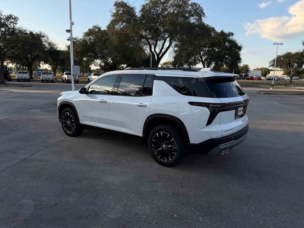 New 2026 Chevrolet Traverse LT SUV