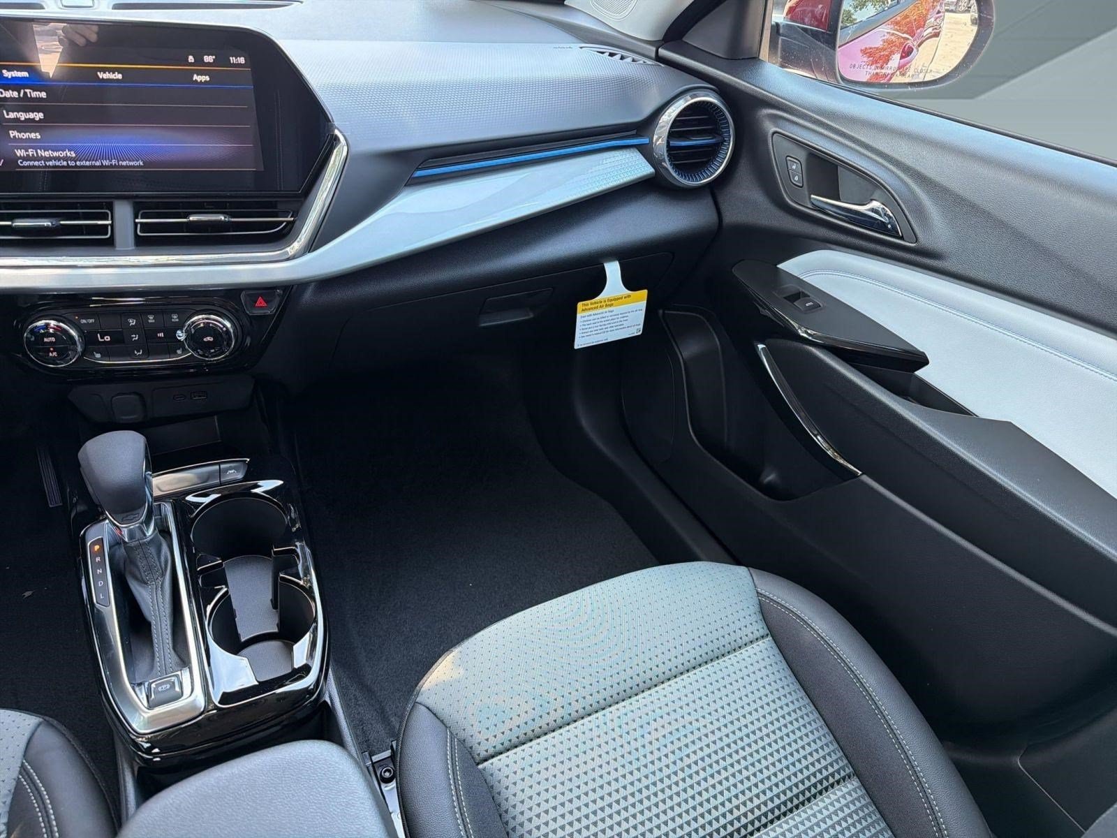 2026 Chevrolet Trax LT - Photo 28