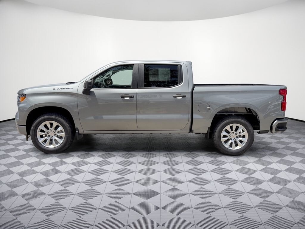 New 2026 Chevrolet Silverado 1500 Custom Truck