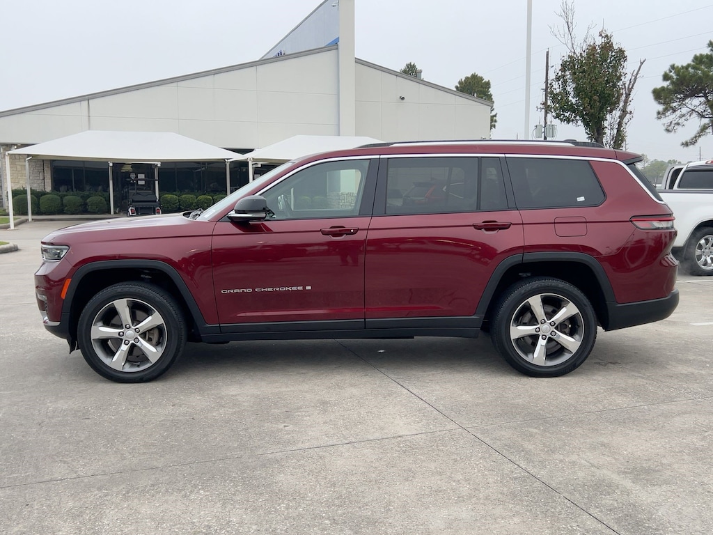 Used 2022 Jeep Grand Cherokee L Limited 4x4 SUV