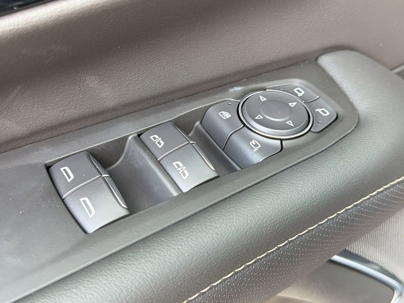 2026 Chevrolet Tahoe Premier - Photo 21