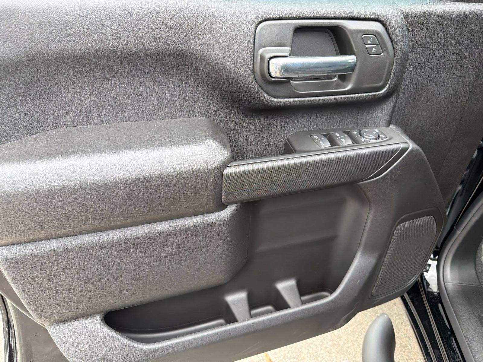 2026 Chevrolet Silverado 2500 HD Custom - Photo 13