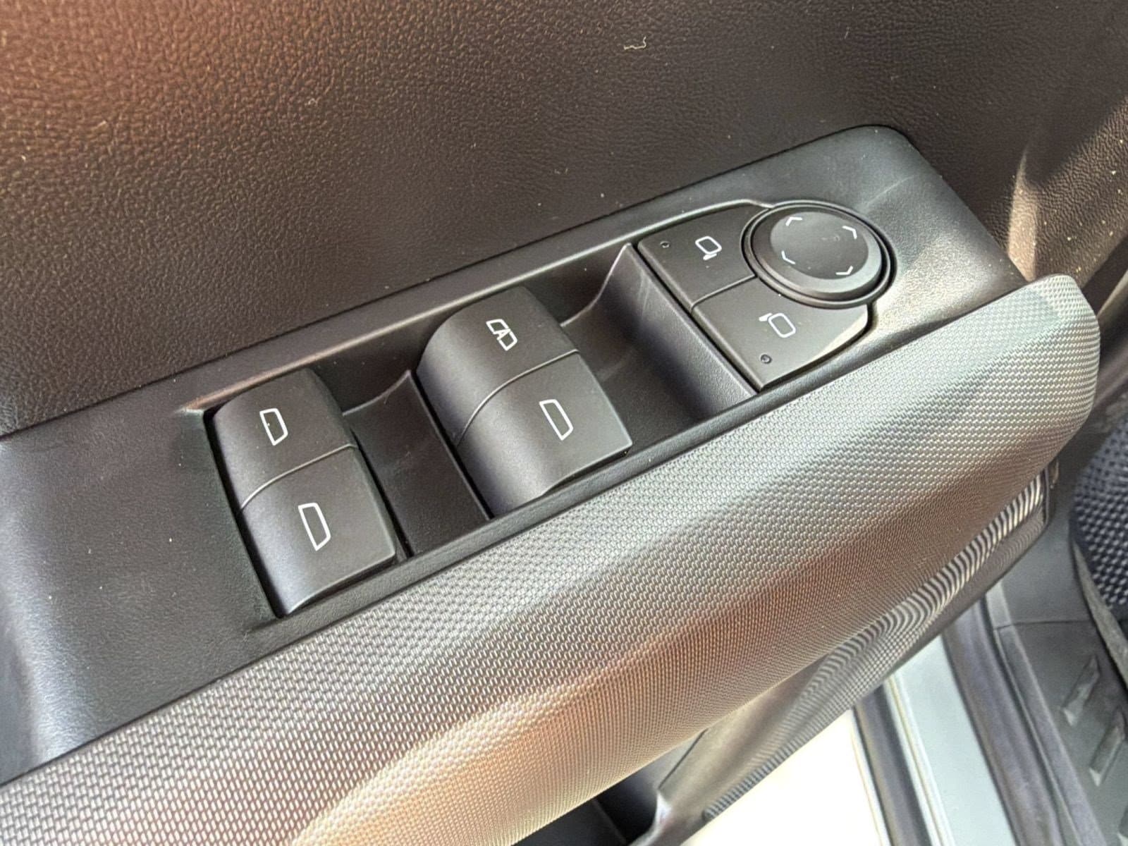 2026 Chevrolet Colorado Trail Boss - Photo 13