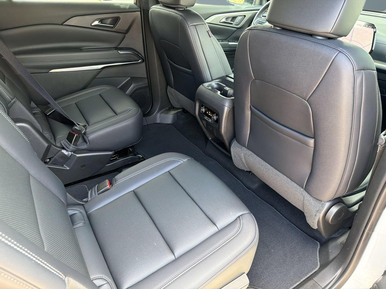 2026 Chevrolet Traverse LT - Photo 30