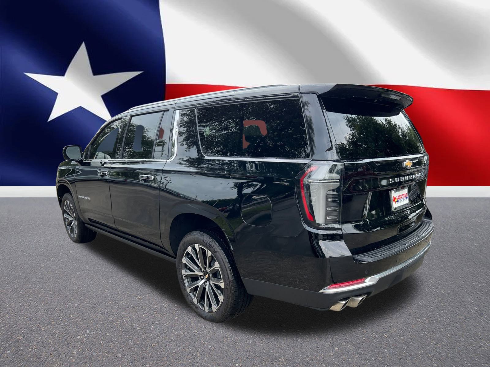 2025 Chevrolet Suburban High Country photo 2