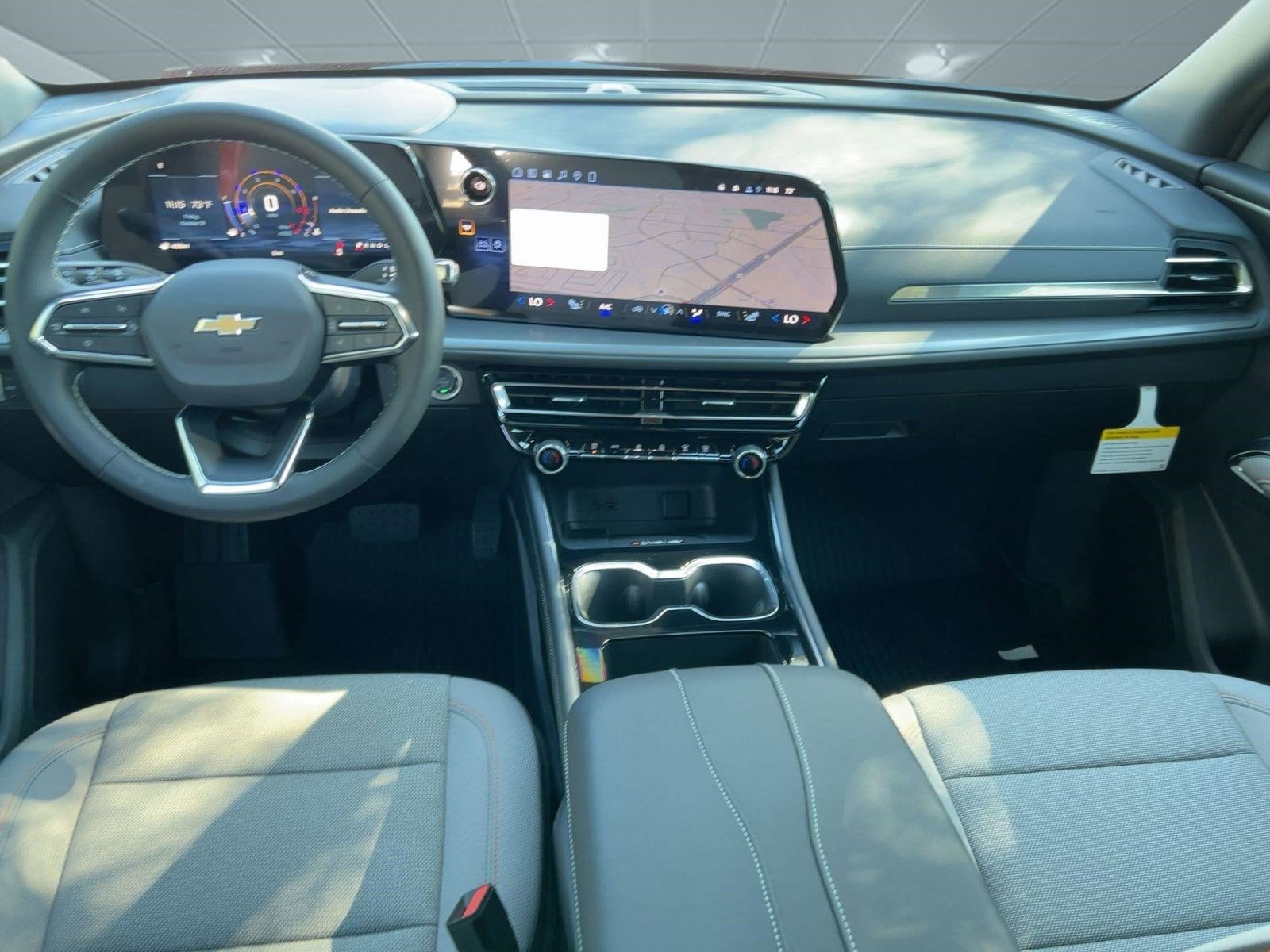 2026 Chevrolet Traverse LT - Photo 15