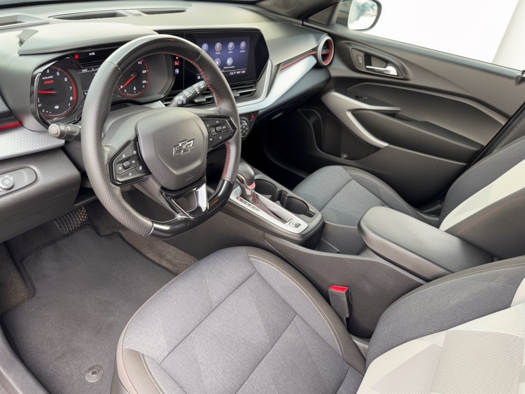 Used 2024 Chevrolet Trax 1RS SUV