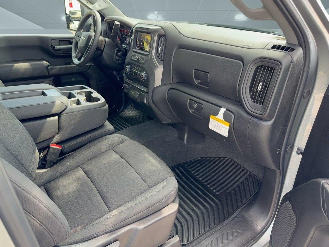 2026 Chevrolet Silverado 2500 HD Custom - Photo 29
