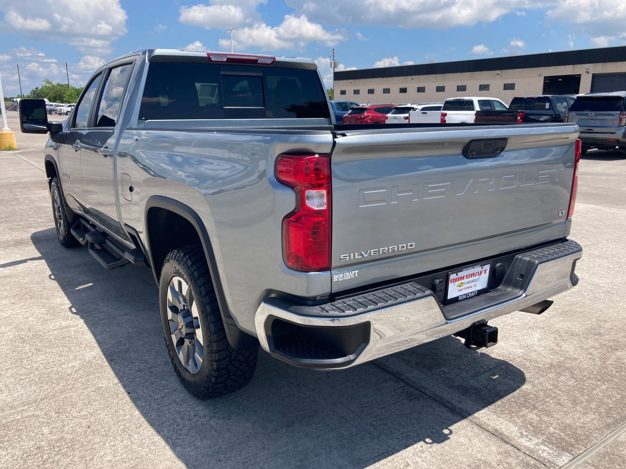 2024 Chevrolet Silverado 2500HD LT photo 3
