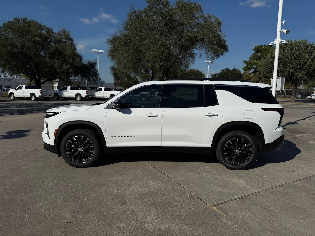 New 2026 Chevrolet Traverse LT SUV