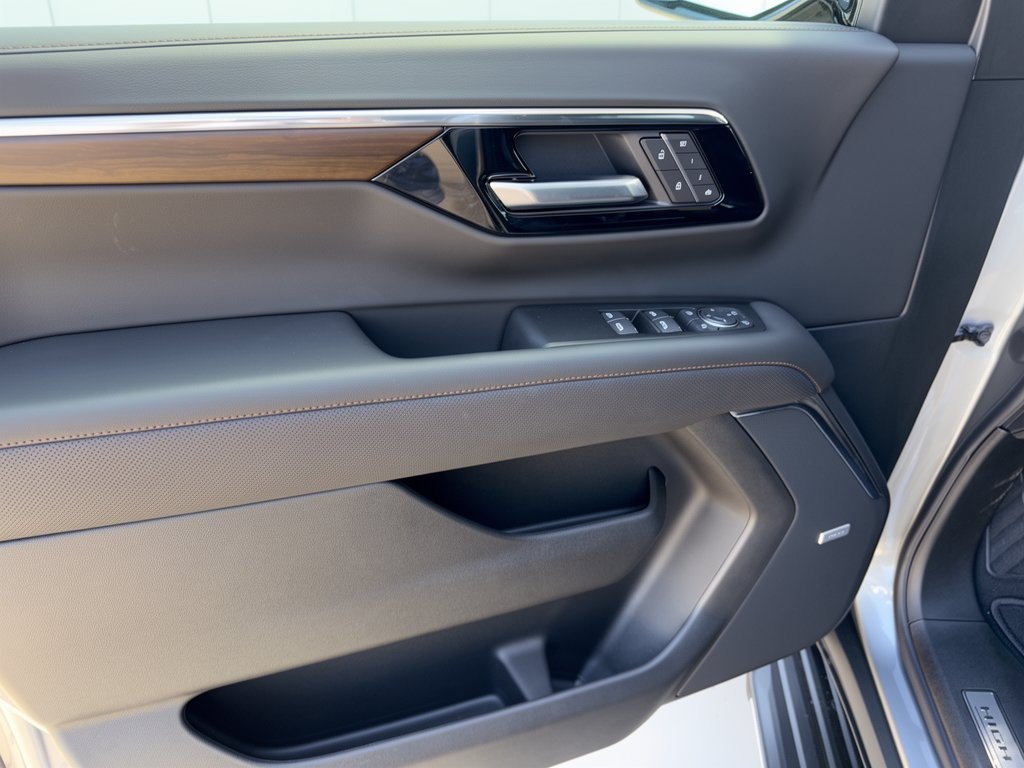2026 Chevrolet Tahoe High Country - Photo 14