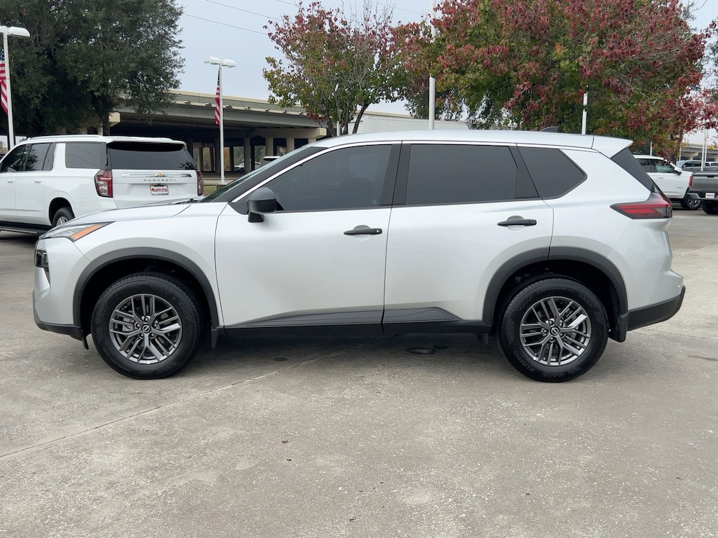 Used 2025 Nissan Rogue S