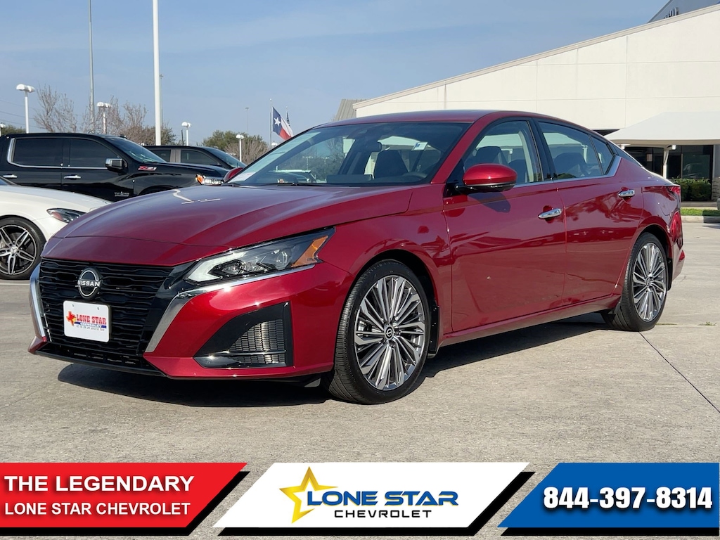 Used 2025 Nissan Altima SL FWD Sedan