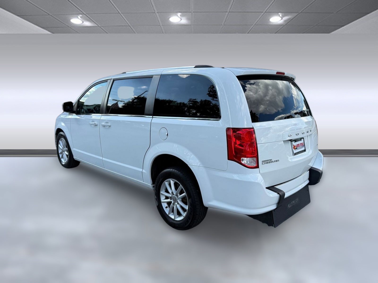 2019 Dodge Grand Caravan SXT photo 3