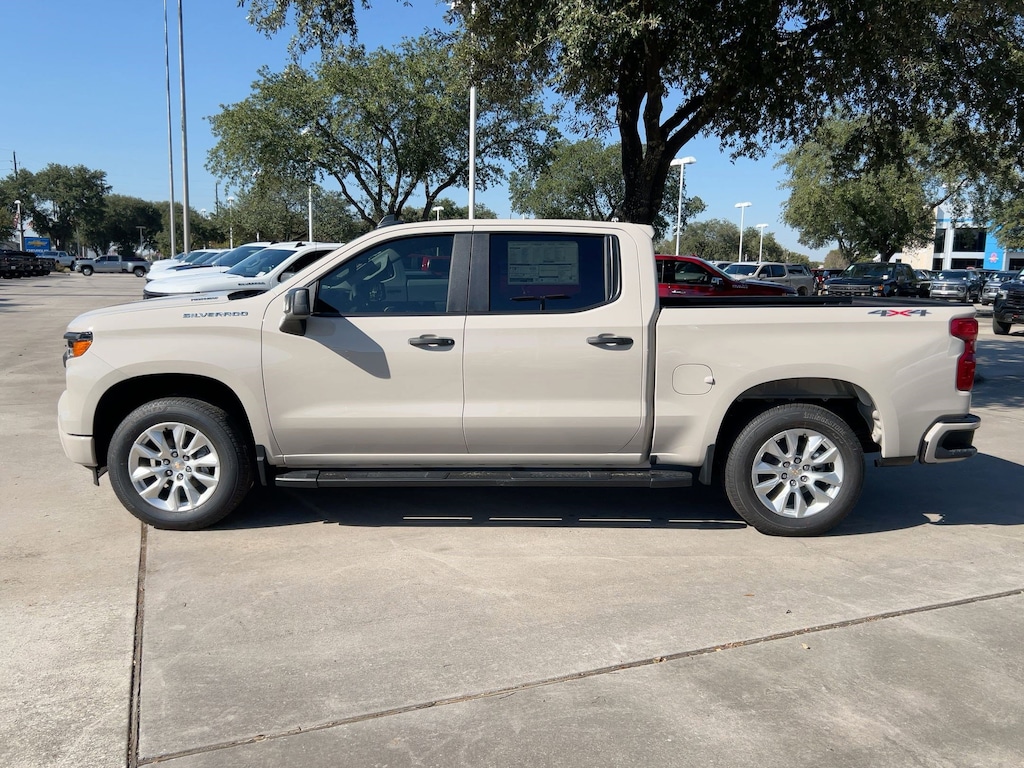 New 2026 Chevrolet Silverado 1500 Custom Truck