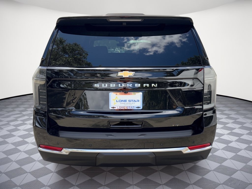2026 Chevrolet Suburban LT - Photo 11
