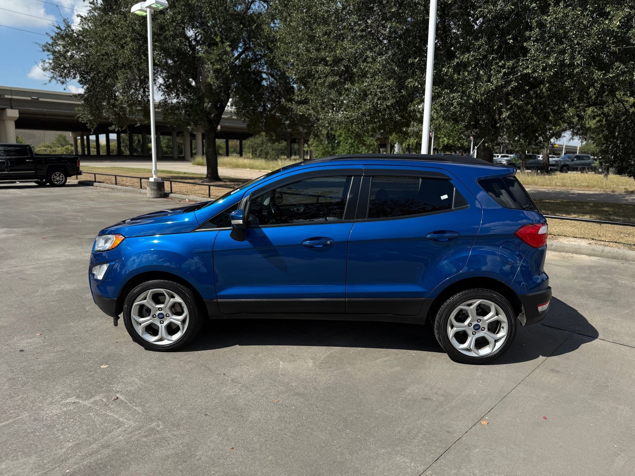 2021 Ford EcoSport SE photo 2