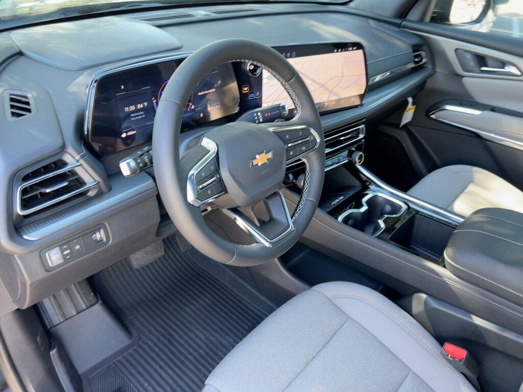 New 2026 Chevrolet Traverse LT SUV