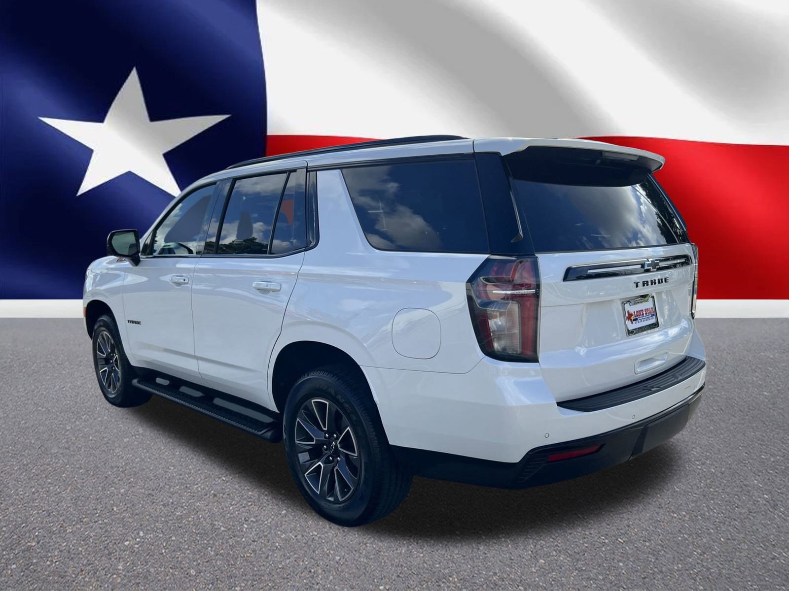 2023 Chevrolet Tahoe Z71 photo 2