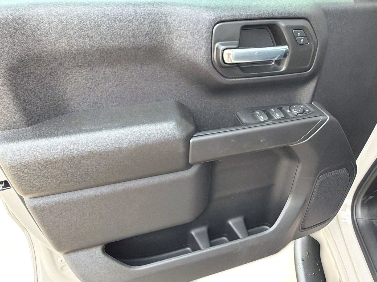 2026 Chevrolet Silverado 1500 Custom - Photo 12