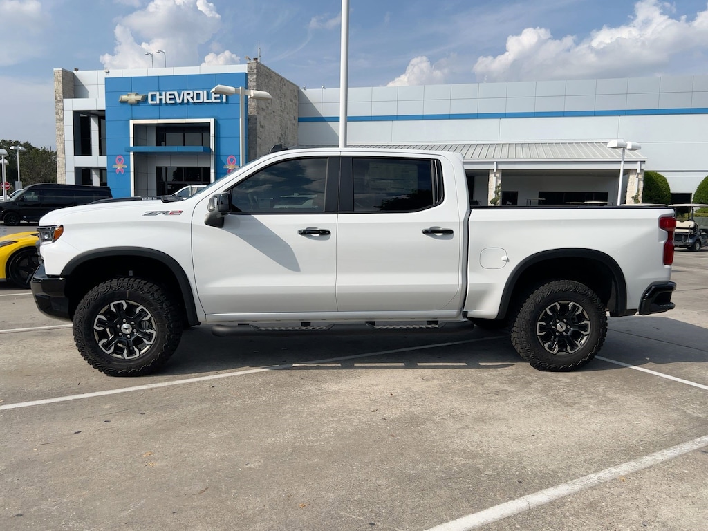 New 2026 Chevrolet Silverado 1500 ZR2 Truck