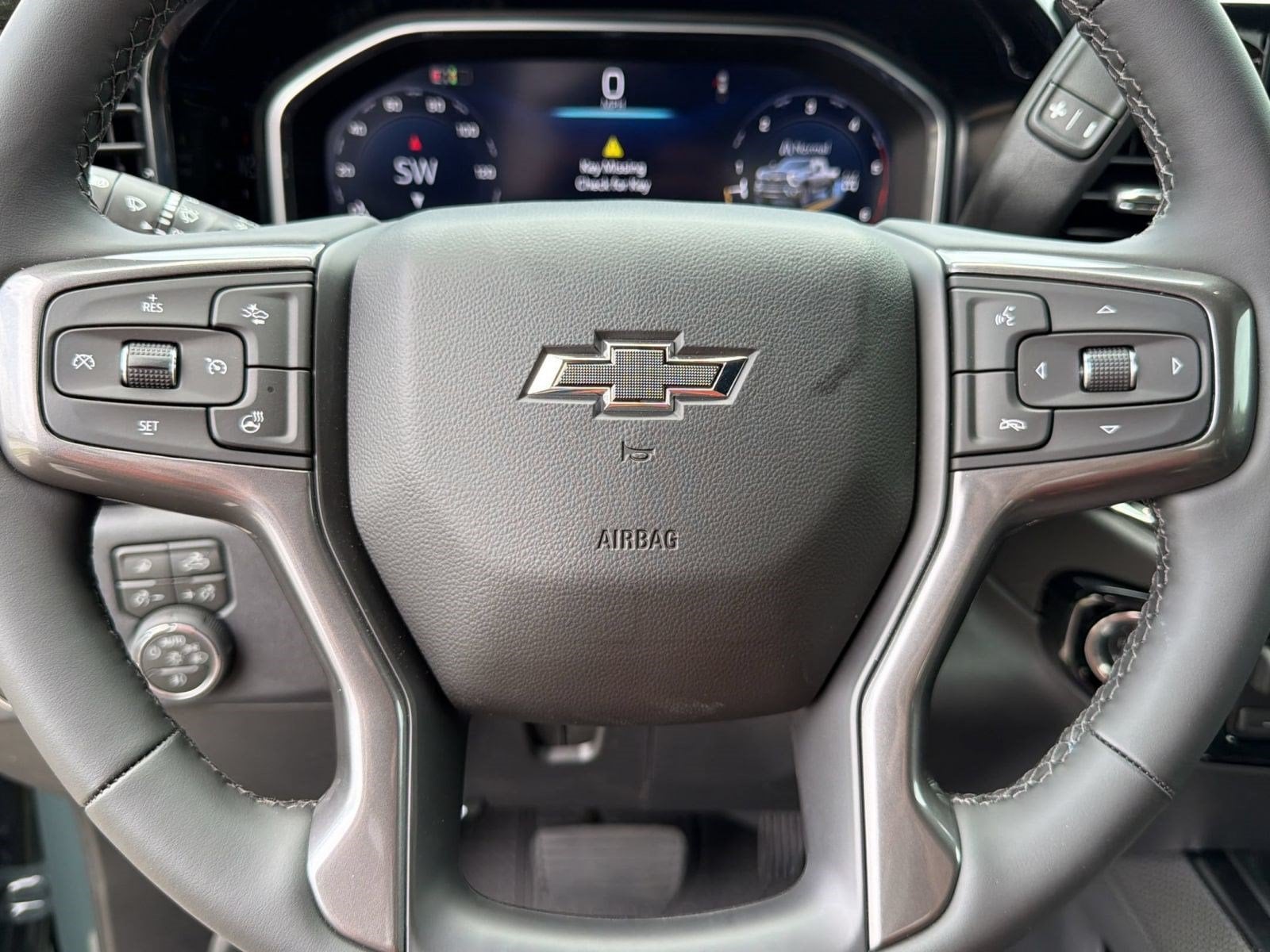 2026 Chevrolet Silverado 2500 HD ZR2 - Photo 17