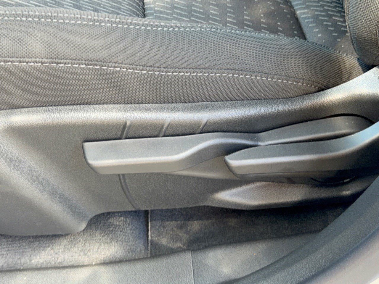 2027 Chevrolet Equinox LT - Photo 16