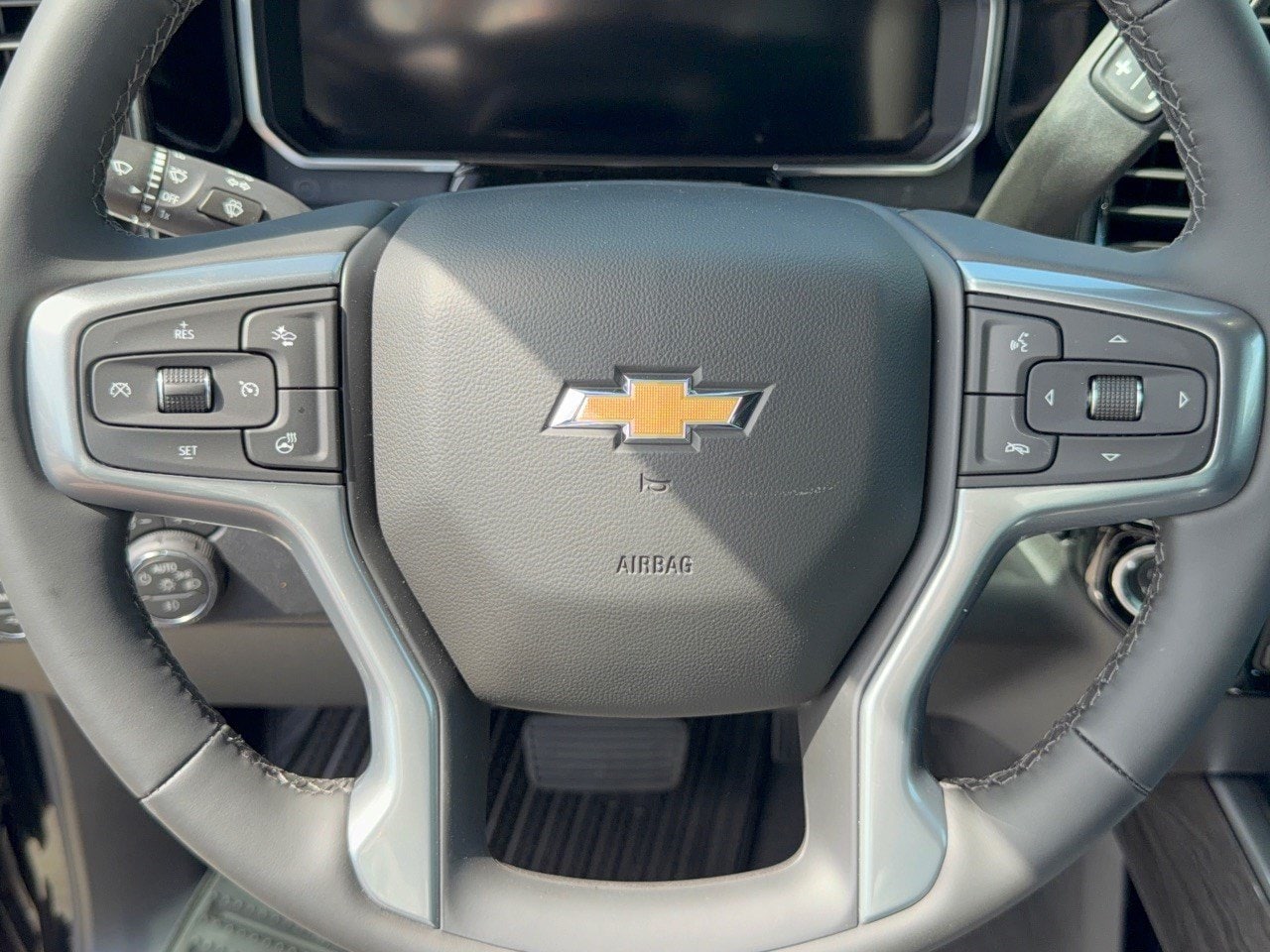 2026 Chevrolet Silverado 2500 HD LTZ - Photo 10