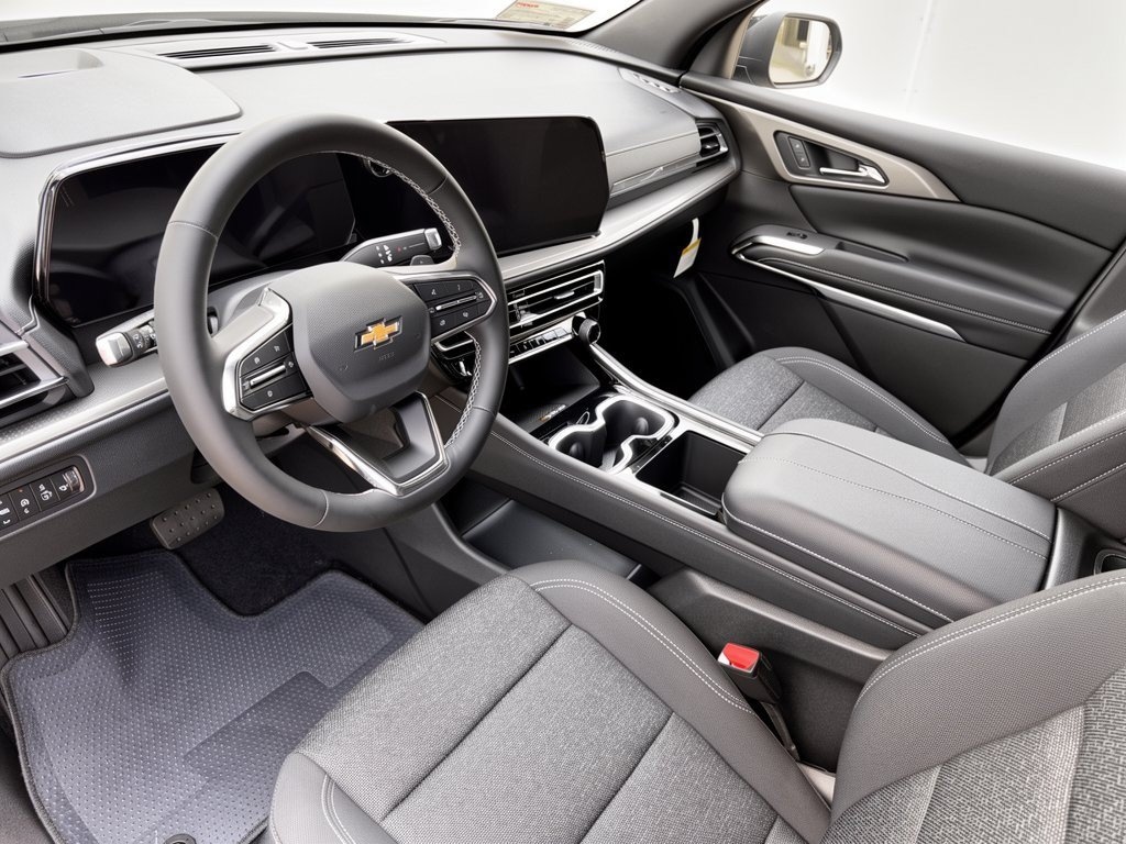 New 2027 Chevrolet Traverse LT SUV