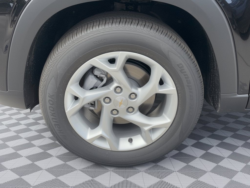 2026 Chevrolet Trax LS - Photo 13