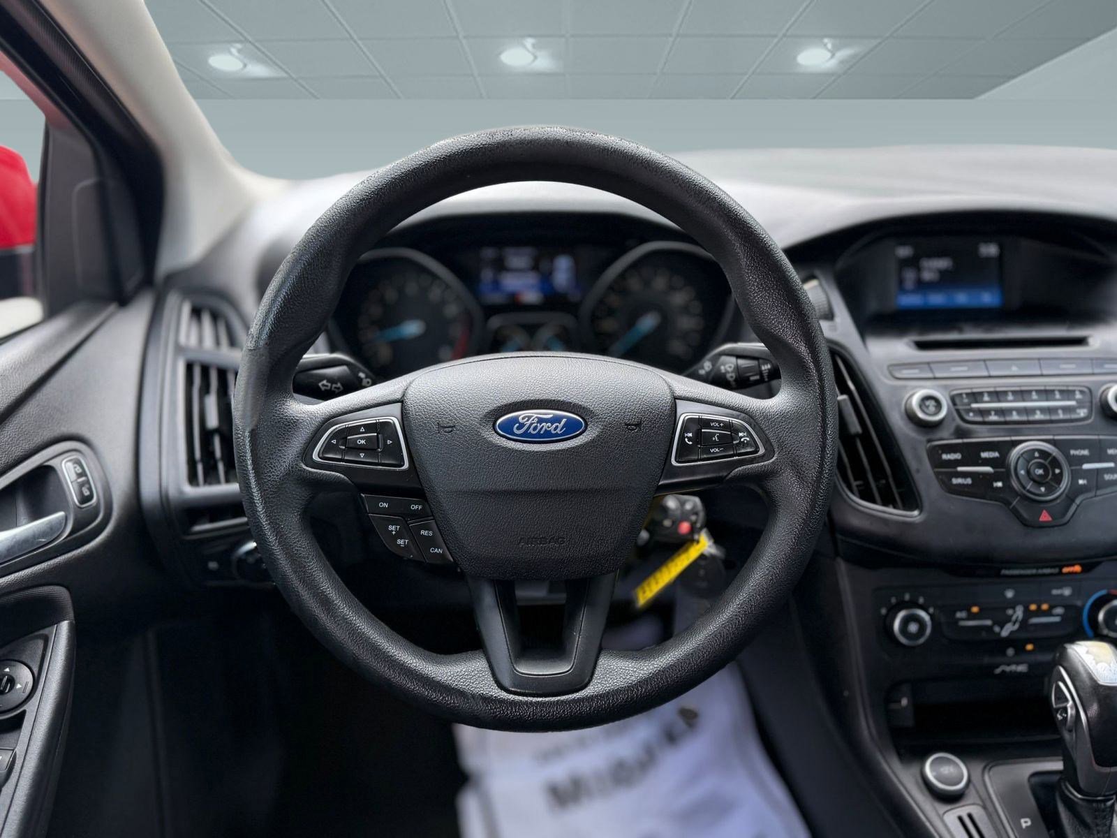2016 Ford Focus SE photo 4