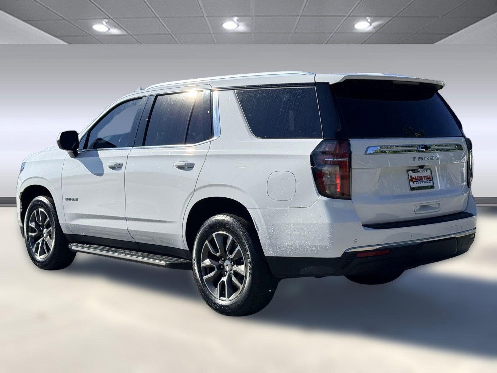 2023 Chevrolet Tahoe LS photo 2