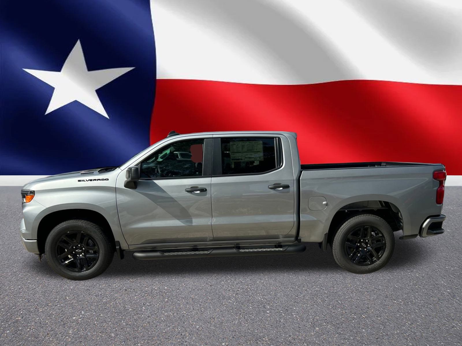 2026 Chevrolet Silverado 1500 Custom photo 2