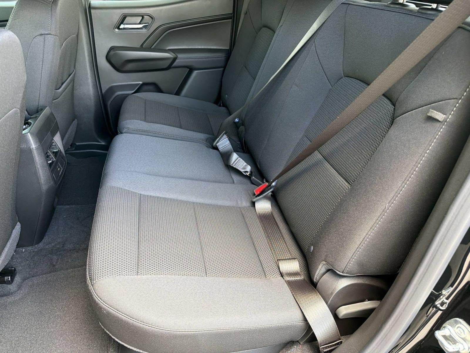 2026 Chevrolet Colorado LT - Photo 15