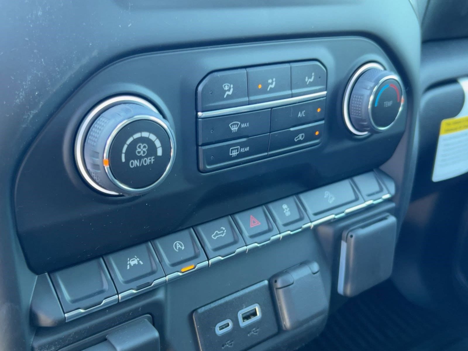2026 Chevrolet Silverado 1500 Custom Trail Boss - Photo 18