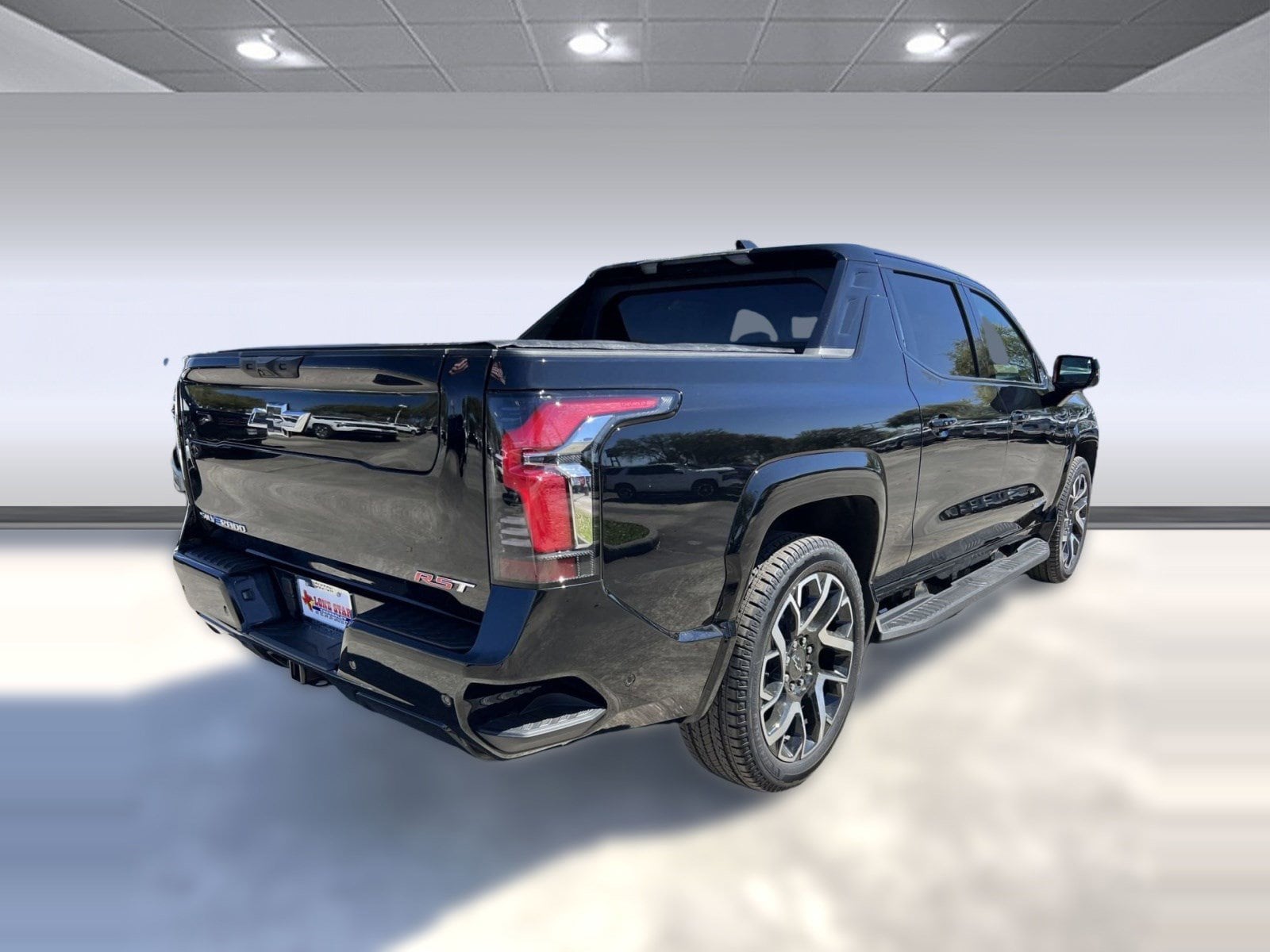 2024 Chevrolet Silverado EV RST - Photo 9