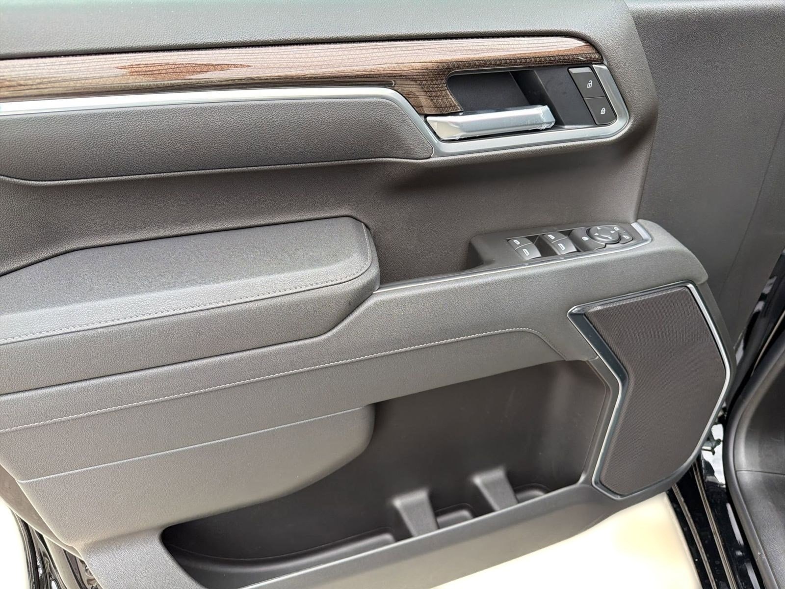 2026 Chevrolet Silverado 1500 LT - Photo 12