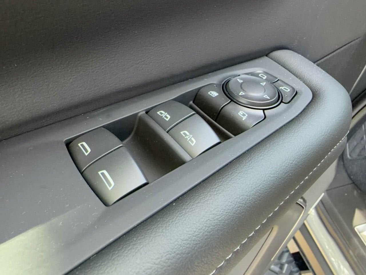 2026 Chevrolet Tahoe Z71 - Photo 15