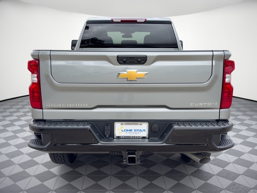 2026 Chevrolet Silverado 2500 HD Custom - Photo 11