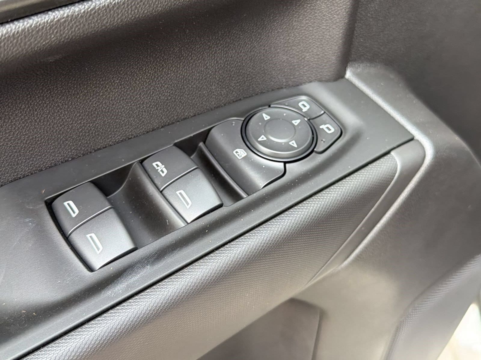 2026 Chevrolet Silverado 1500 Custom - Photo 21