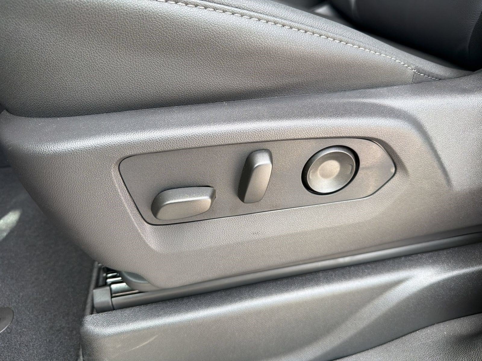 2026 Chevrolet Tahoe LT - Photo 14