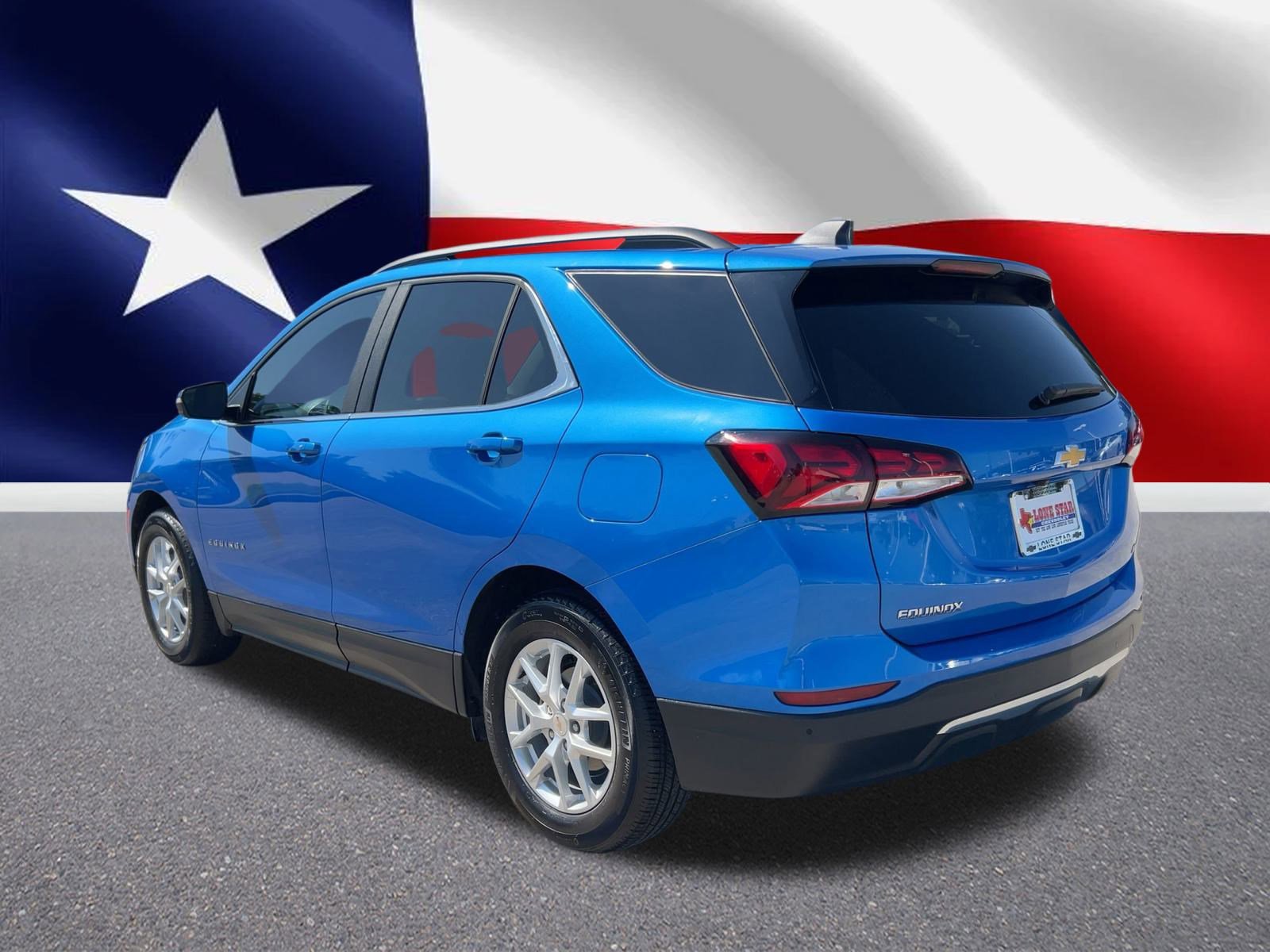 2024 Chevrolet Equinox LT photo 3