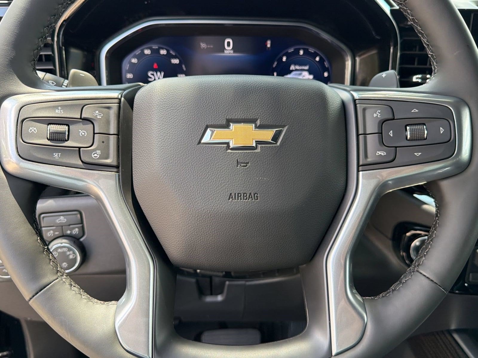 2026 Chevrolet Silverado 1500 LT - Photo 10