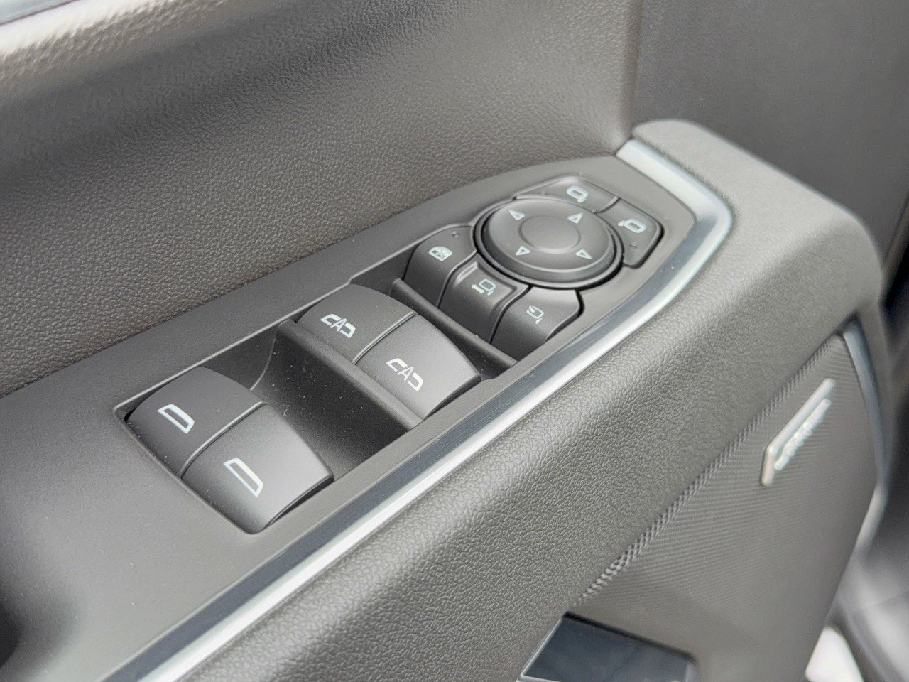 2026 Chevrolet Silverado 2500 HD LTZ - Photo 15