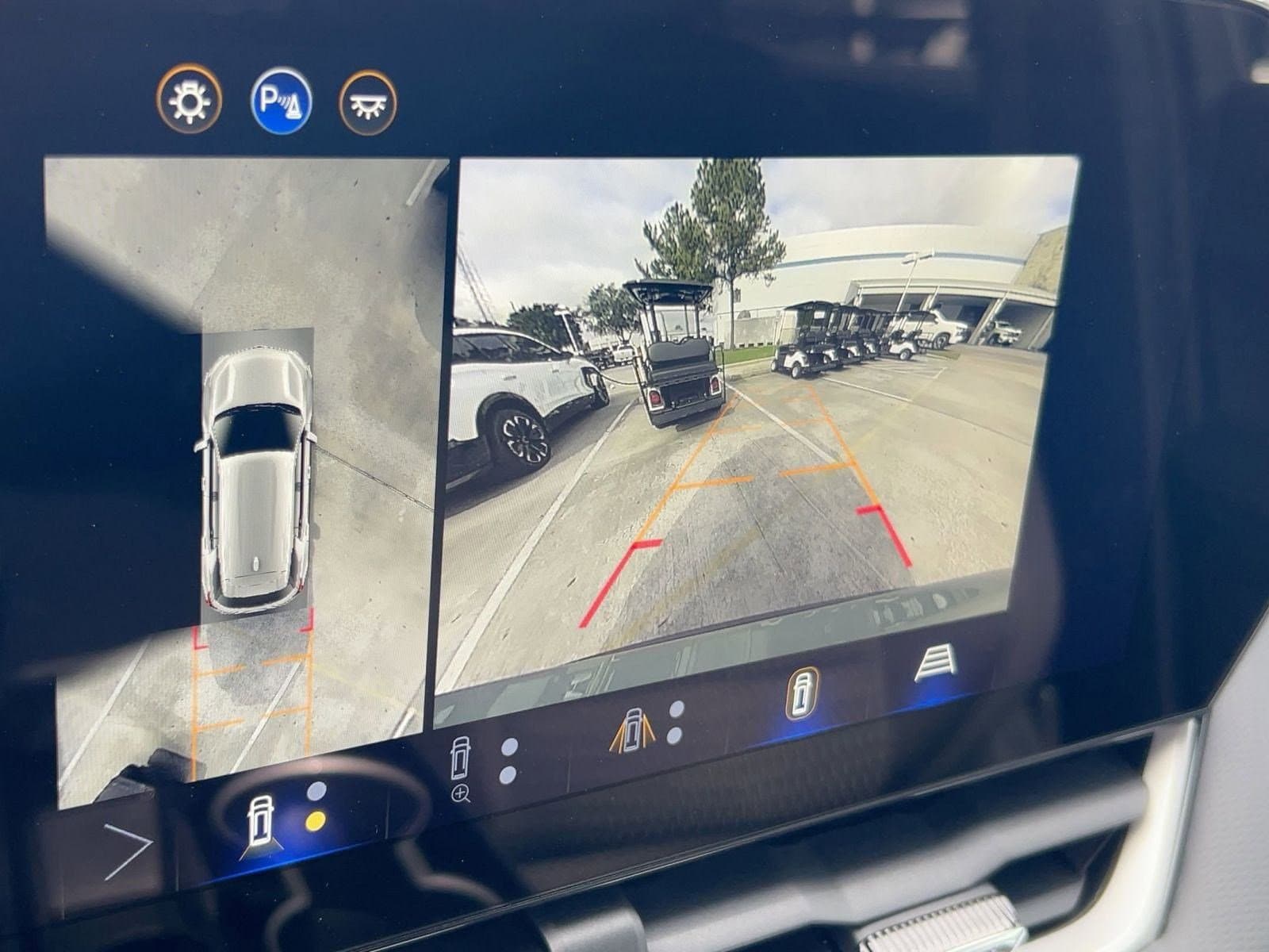 2026 Chevrolet Equinox LT - Photo 26
