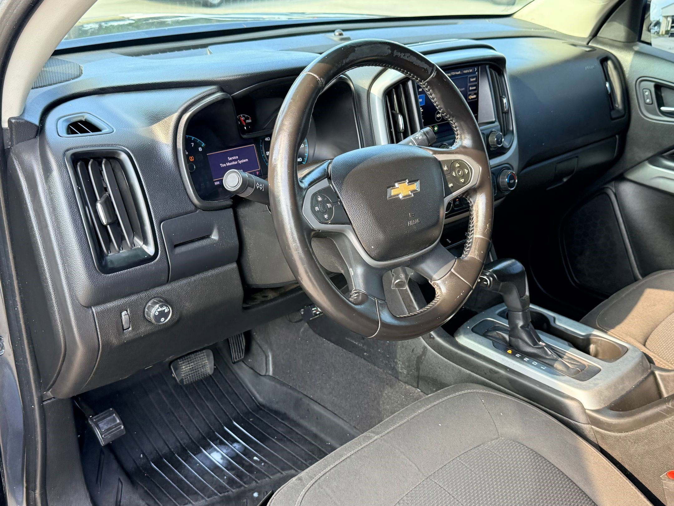 2020 Chevrolet Colorado LT photo 4