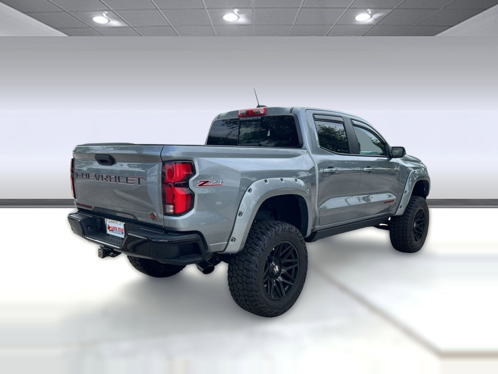 2025 Chevrolet Colorado Z71 - Photo 8