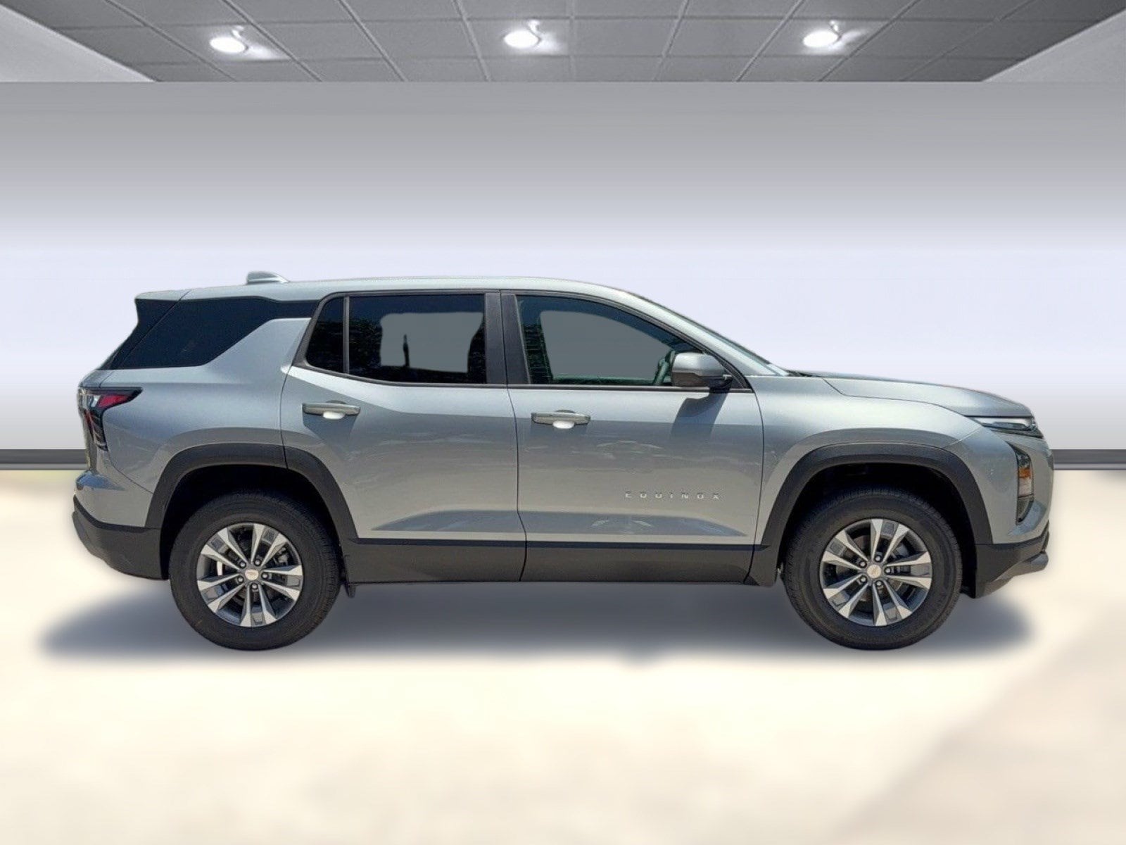 2027 Chevrolet Equinox LT - Photo 8
