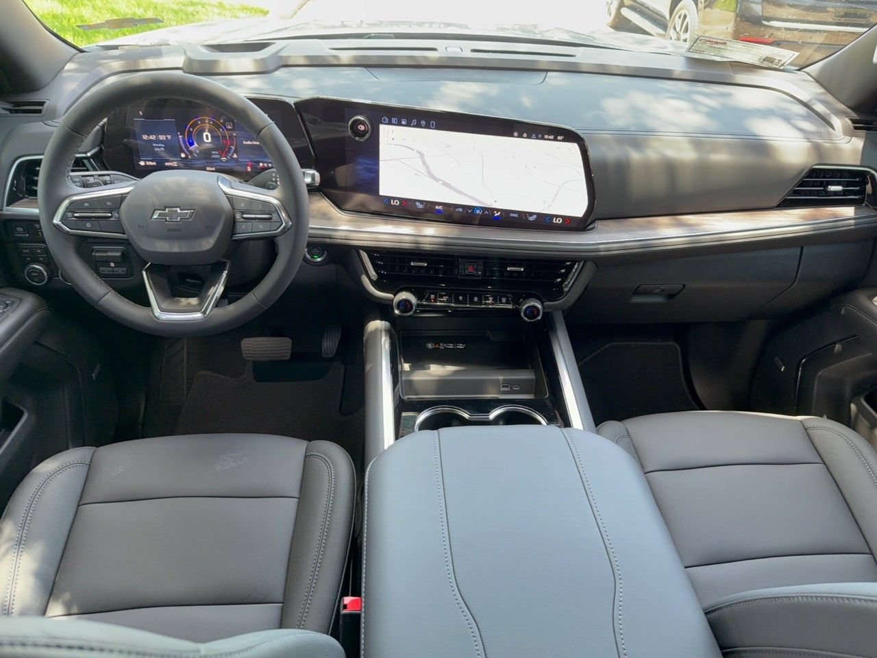 2026 Chevrolet Tahoe Z71 - Photo 17